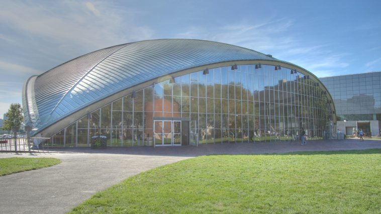 Massachusetts Institute of Technology (MIT)